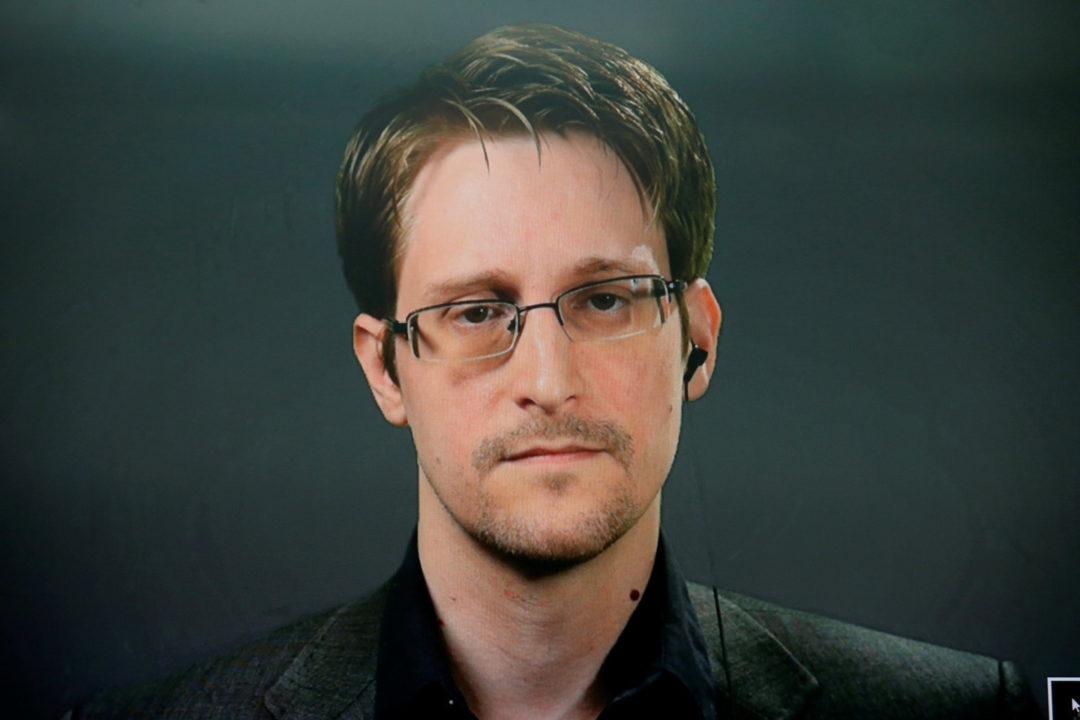 Эдвард Сноуден видеосвязь